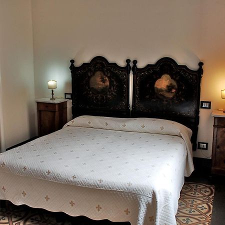 La Peonia Boutique B&B กาญารี ภายนอก รูปภาพ