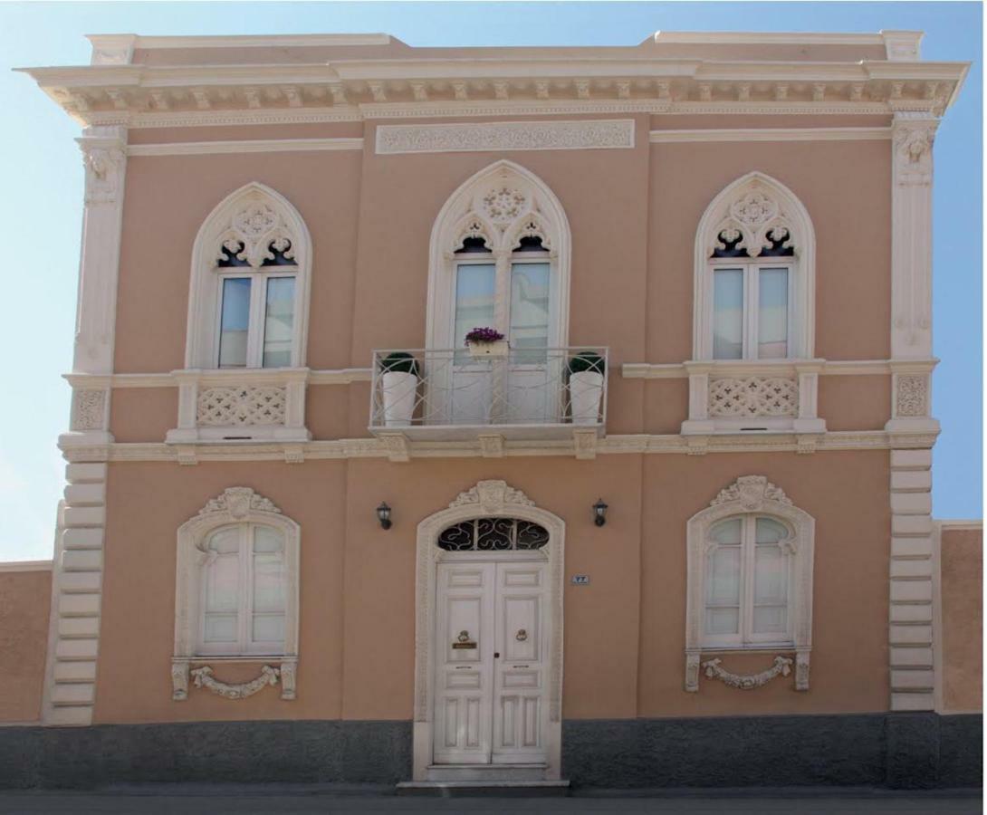 La Peonia Boutique B&B กาญารี ภายนอก รูปภาพ